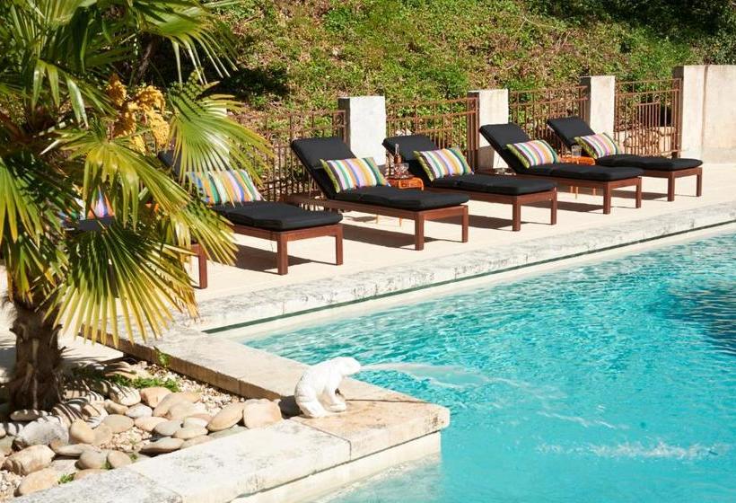 بنسيون La Bergerie Pradel