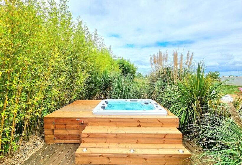 بنسيون Les Granges De Jules