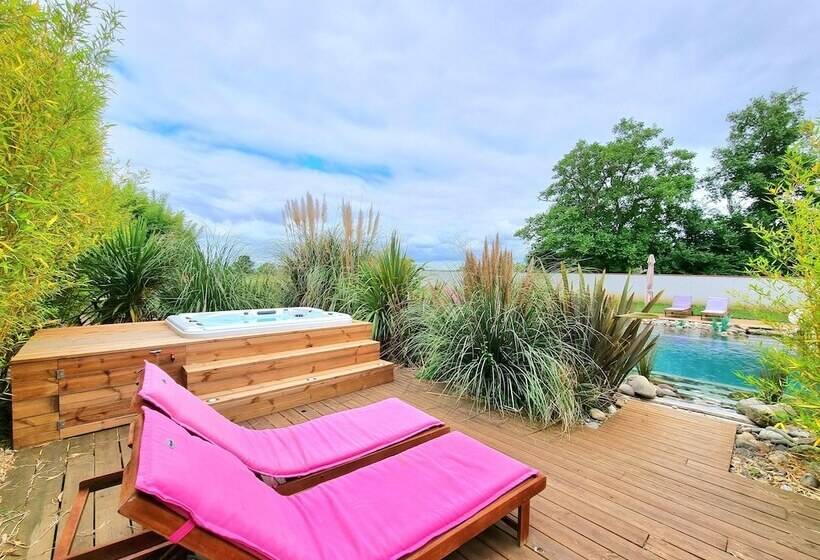 بنسيون Les Granges De Jules