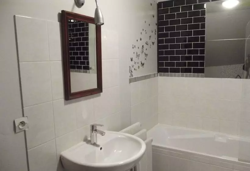 ペンション Wastine