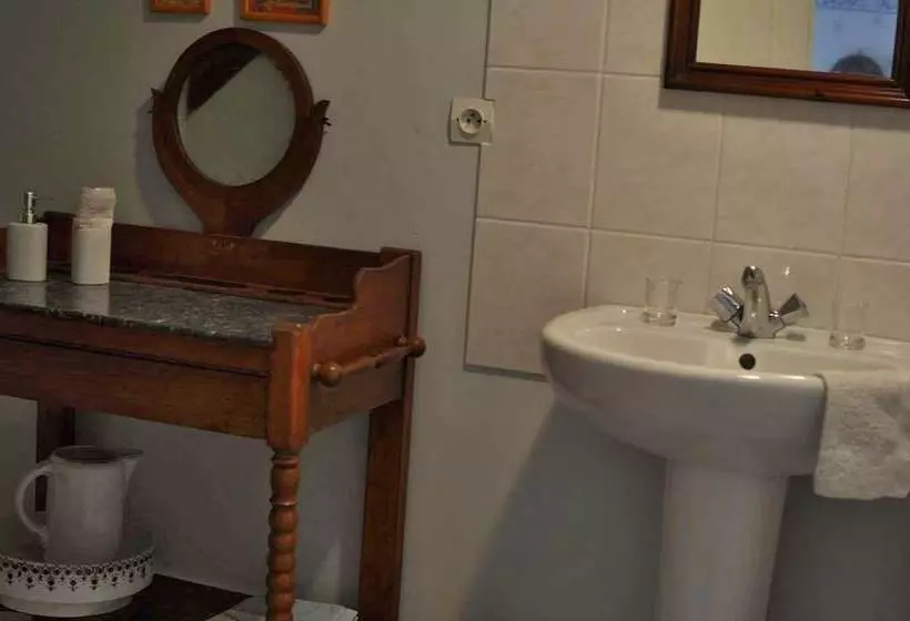 ペンション Wastine