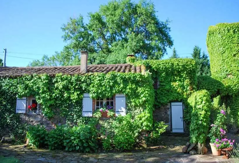 Quaint Cottage In Teillet With Valley View