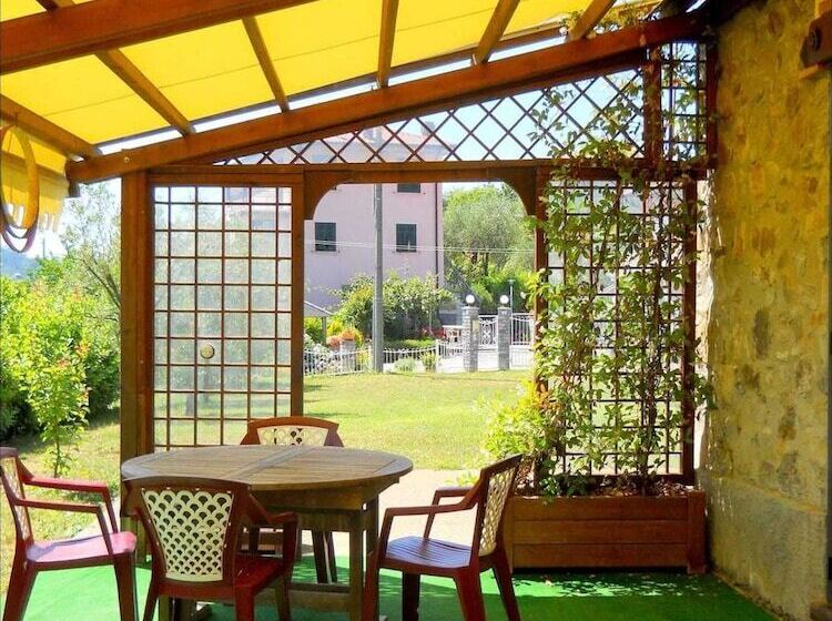 Snug Cottage In Loc. Montebello Bolano With Pool