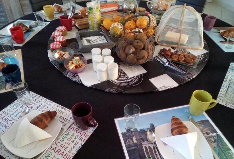 住宿加早餐  Chambres D Hotes Les Denias