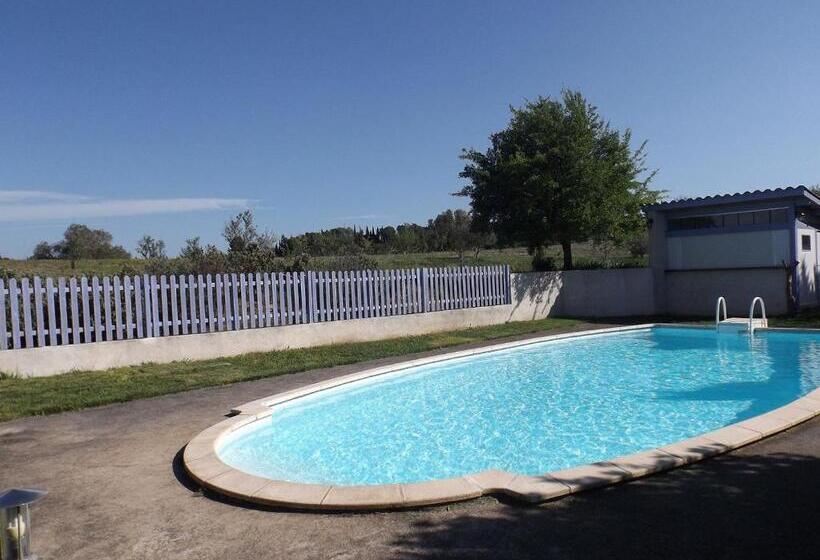 مبيت وإفطار Relais De L Alaric