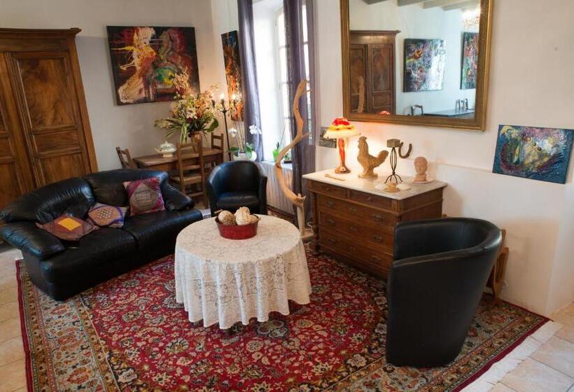 مبيت وإفطار Relais De L Alaric