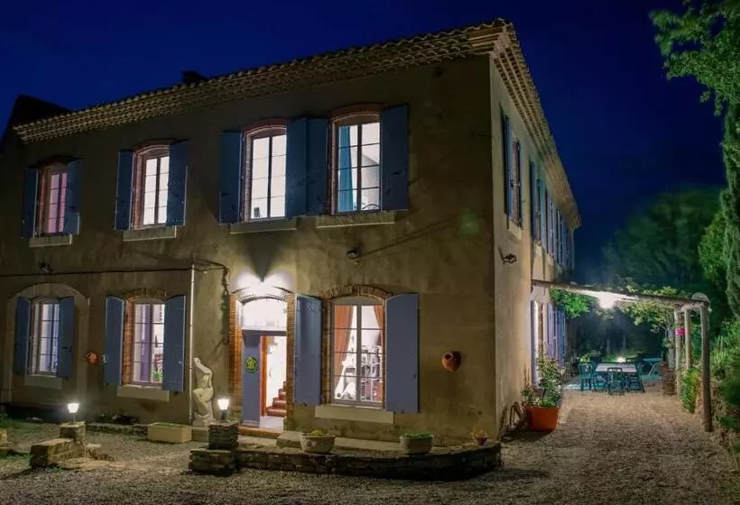 Aamiaismajoitus (B&B) Relais De L Alaric