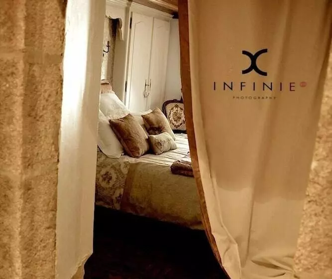 ベッドアンドブレックファースト Domaine Du Salabert