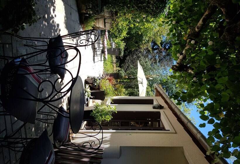 Bed and Breakfast Domaine Du Salabert