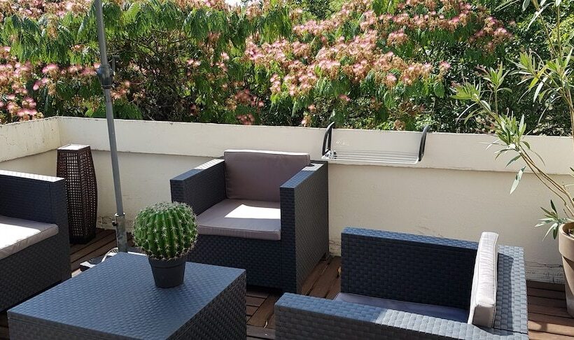 Bed and Breakfast Domaine Du Salabert