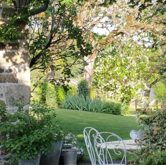 Bed and Breakfast Domaine Du Salabert