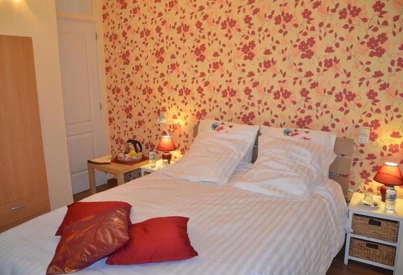 Bed and Breakfast La Gentilhommière Du Château De Ragnies