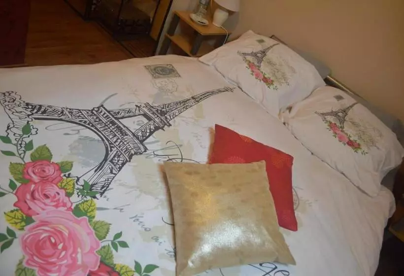 Aamiaismajoitus (B&B) La Gentilhommière Du Château De Ragnies