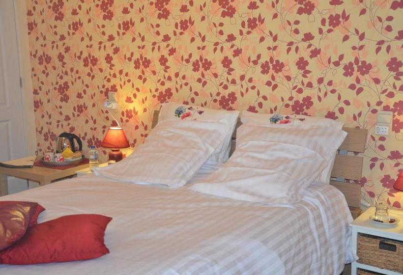 Bed and Breakfast La Gentilhommière Du Château De Ragnies