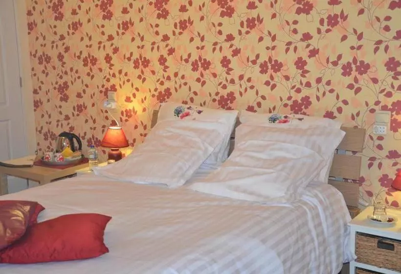 Aamiaismajoitus (B&B) La Gentilhommière Du Château De Ragnies