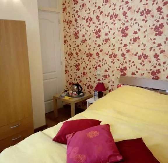 Aamiaismajoitus (B&B) La Gentilhommière Du Château De Ragnies