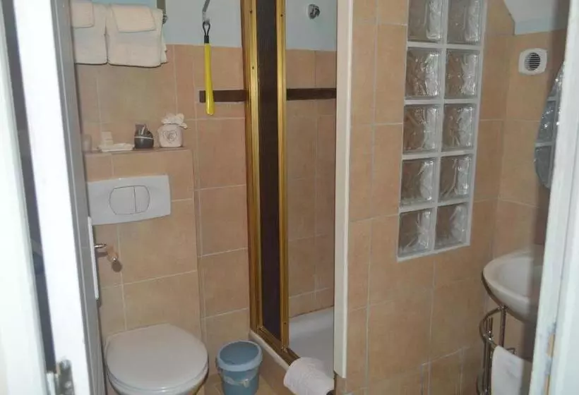 Aamiaismajoitus (B&B) La Gentilhommière Du Château De Ragnies