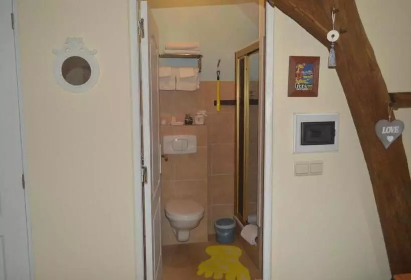 Aamiaismajoitus (B&B) La Gentilhommière Du Château De Ragnies