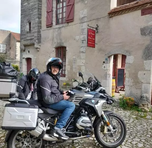 Aamiaismajoitus (B&B) La Maison Du Prince De Condé