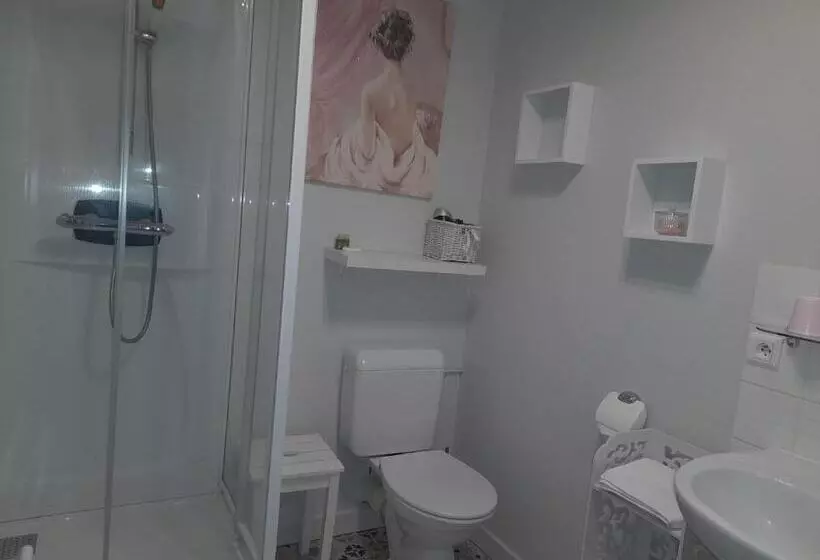 Aamiaismajoitus (B&B) La Maison Du Prince De Condé