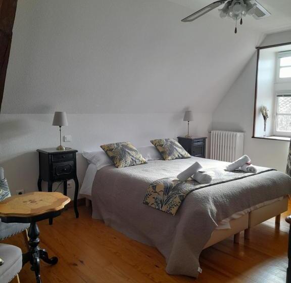 مبيت وإفطار La Maison Du Prince De Condé