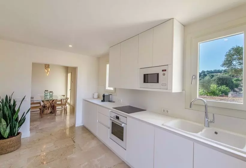 Mesmirizing Cottage In St Llorenç Des Cardassar With Swimming Pool