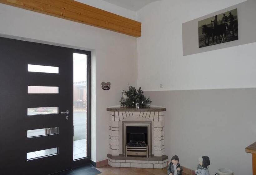 호텔 Apartment Panorama 2 Near Airport