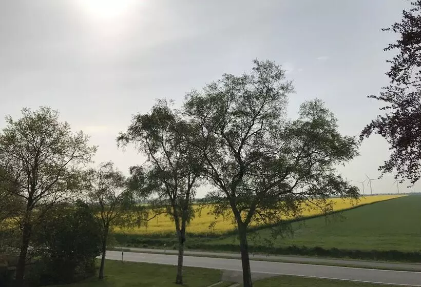 ホテル Apartment Panorama 2 Near Airport