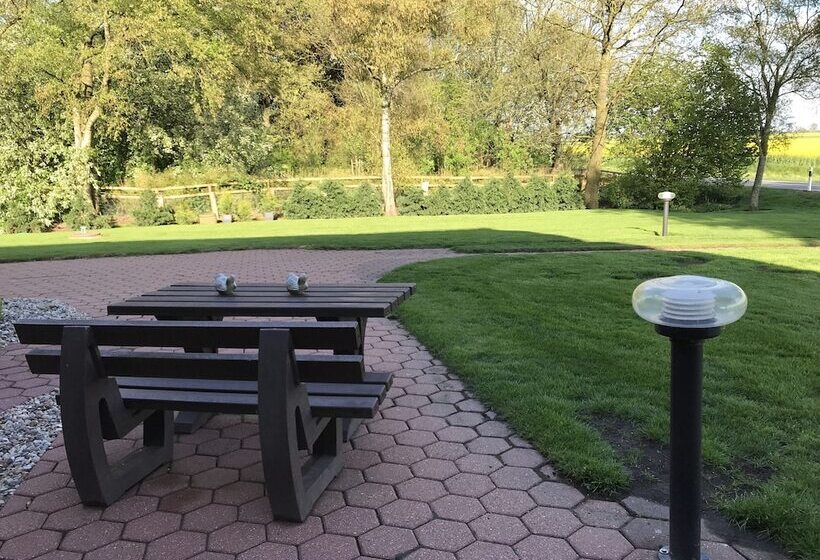 호텔 Apartment Panorama 2 Near Airport