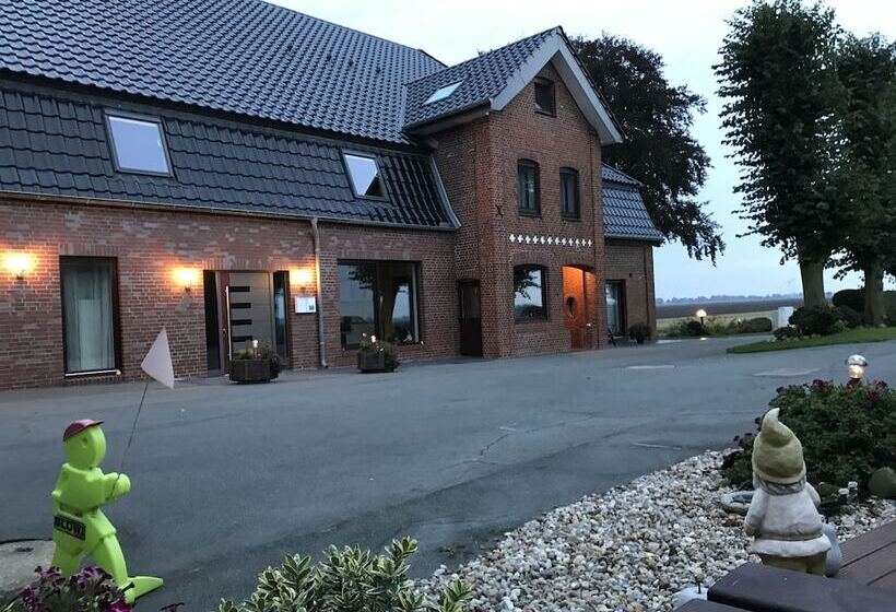 호텔 Apartment Panorama 2 Near Airport