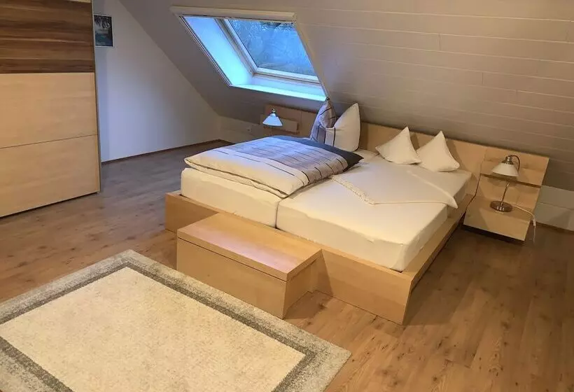 ホテル Apartment Panorama 2 Near Airport