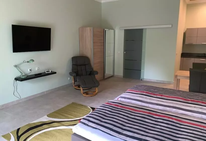 ホテル Apartment Panorama 2 Near Airport