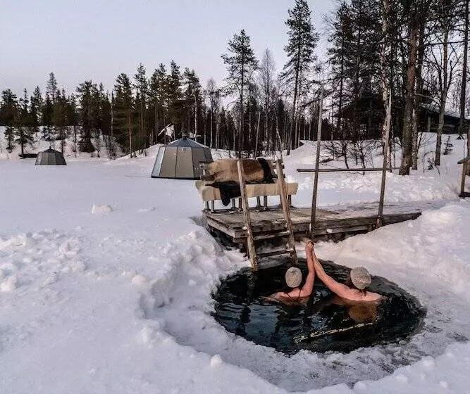 Hotelli Aurorahut, Overwater Hut