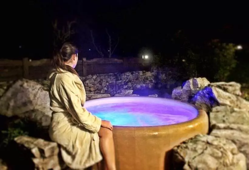 Maaseutuhotelli Agriturismo Ferdy