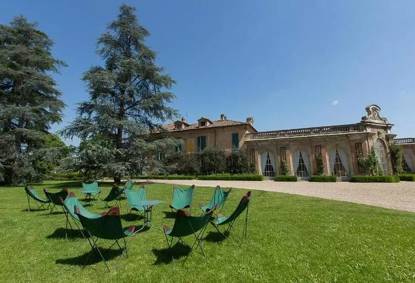 田舎風ホテル Marchesi Alfieri   Cantine E Ospitalità
