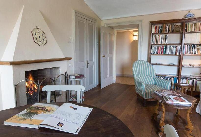 فندق ريفى Marchesi Alfieri   Cantine E Ospitalità