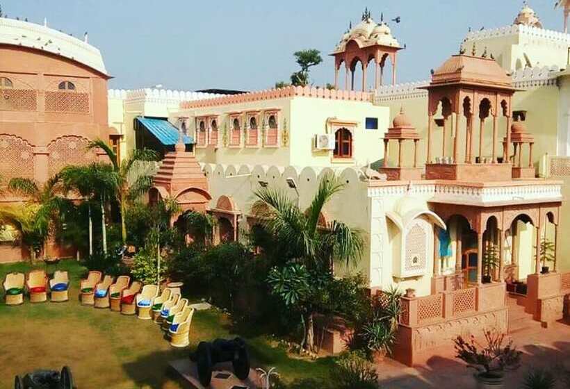 ホテル Suroth Mahal A Jaipur Riyasat