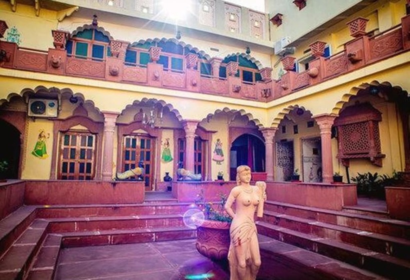 ホテル Suroth Mahal A Jaipur Riyasat