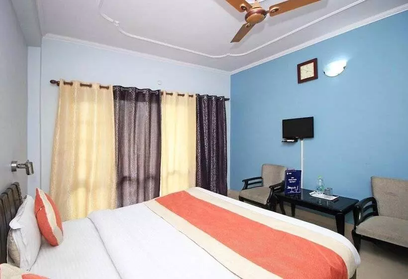 ホテル Traveller Inn