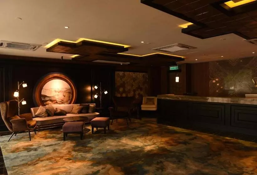 Vangohh Eminent Hotel & Spa