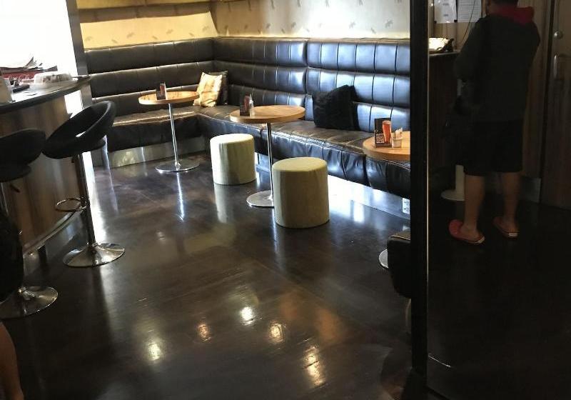 Отель Waterloo Quadrant