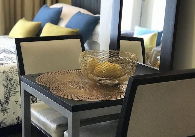 Отель Waterloo Quadrant