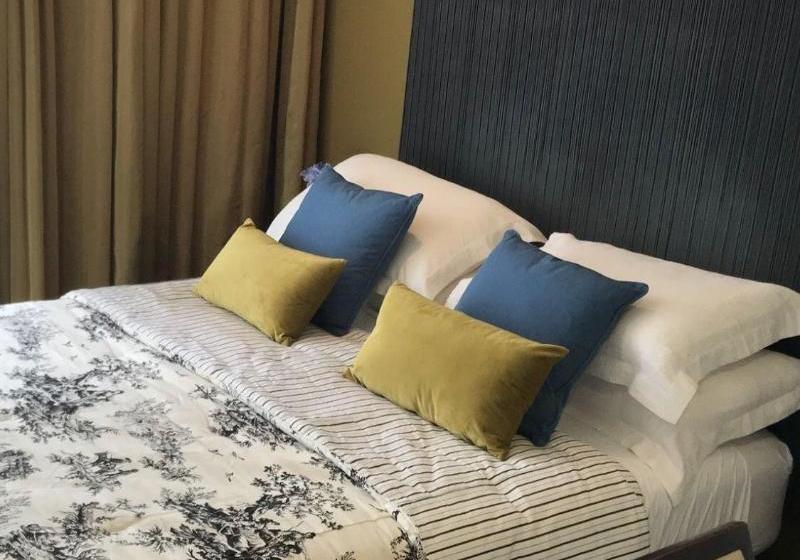 Отель Waterloo Quadrant