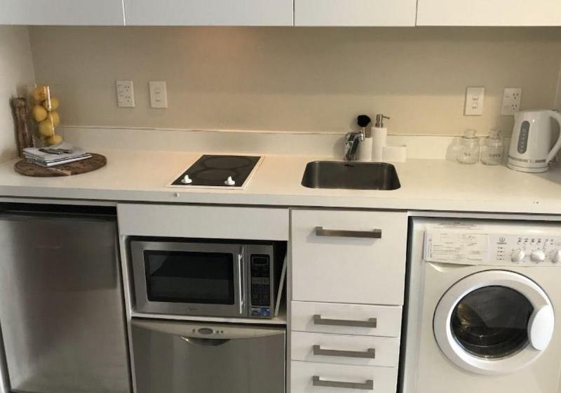 Отель Waterloo Quadrant