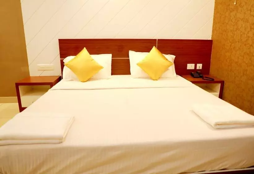 Hotelli Wayanad Royal Crown