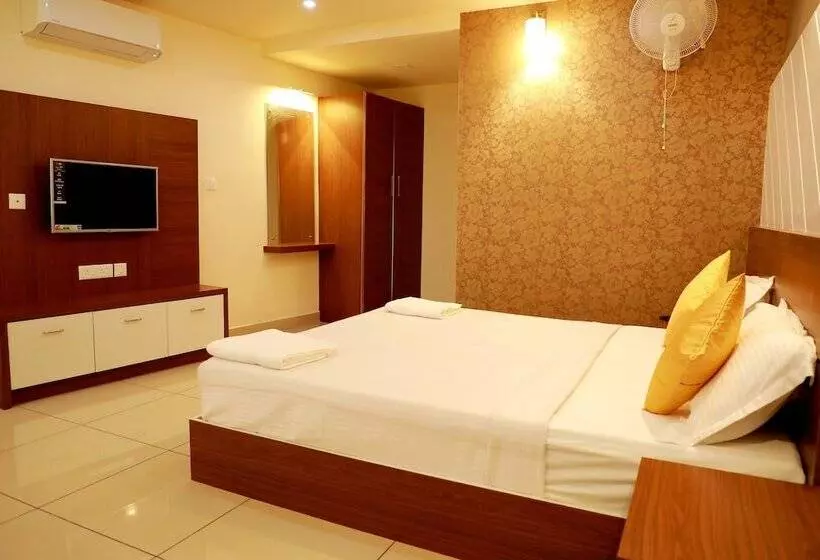 Hotelli Wayanad Royal Crown