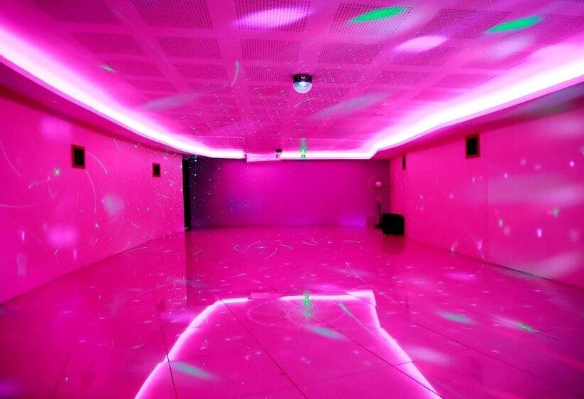 فندق Wayanad Royal Crown