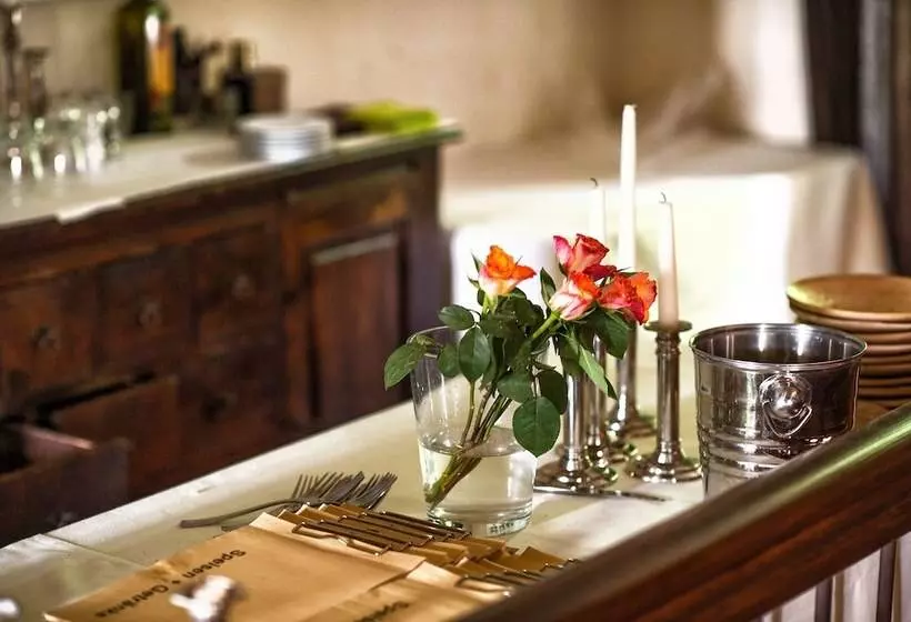 Landhotel Schloss Sörgenloch