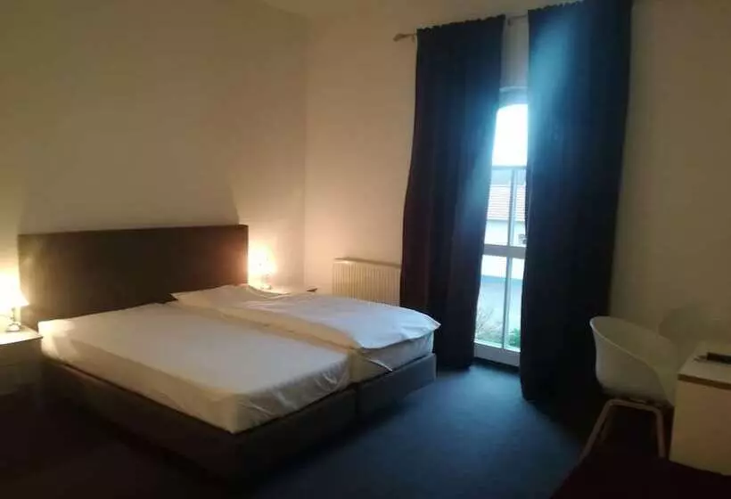 Landhotel Schloss Sörgenloch