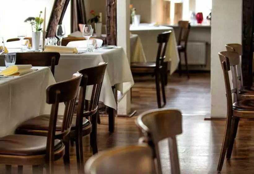 Landhotel Schloss Sörgenloch